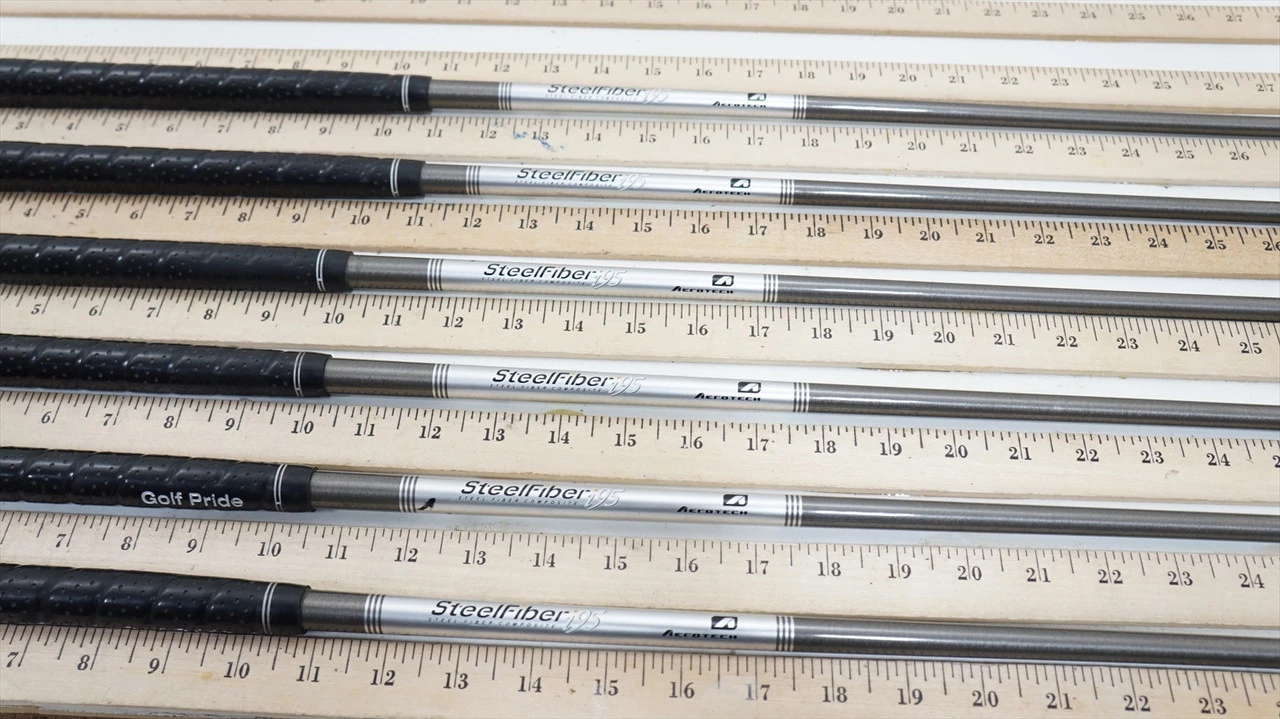 Aerotech Steelfiber I95 Stiff 34.5"-36.25" 6pc Iron Shaft Set .370 959557