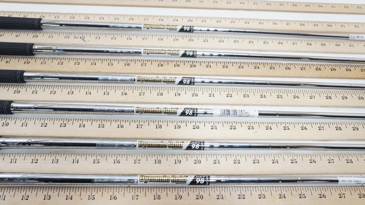 True Temper Dynamic Gold S300 Dst 98 Stiff 35-37.5" 6pc Iron Shaft Set 977565