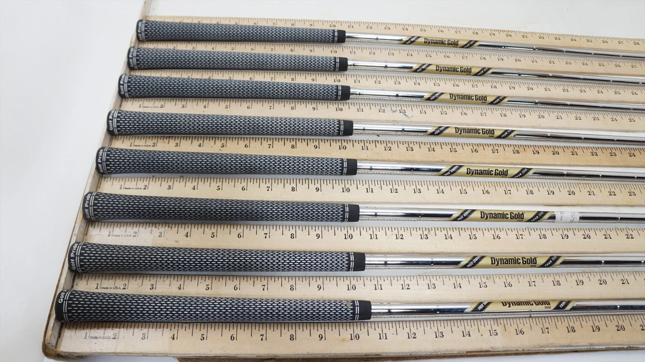 True Temper Dynamic Gold Tour Issue S400 34.25"-37.5" 8pc Iron Shaft Set 1000155 - Image 2