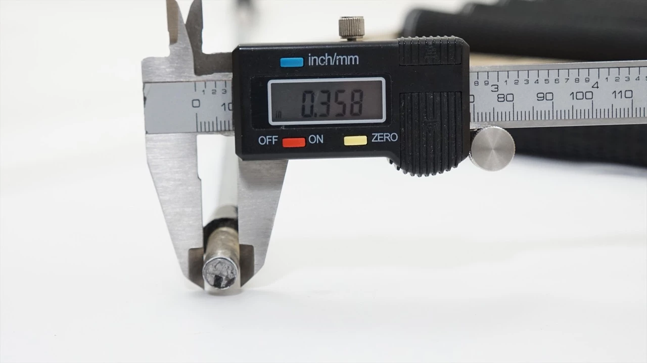 Kbs Tour-V 120 X 120G X-STIFF 34.75"-37.5" 7pc Iron Shaft Set .355T 1012214 - Image 5